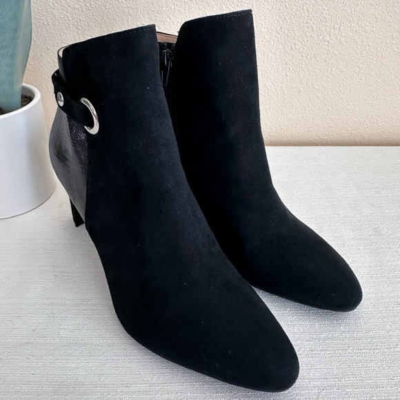 New Life Stride Gergianna Black Faux Suede Heeled Ankle Booties Women’s 8M - Picture 5 of 12